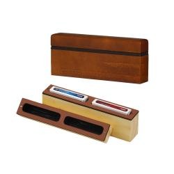Conjunto de Baralhos em Estojo de Madeira Personalizado