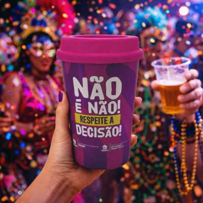Copo Plástico com Tampa 350ml Personalizado
